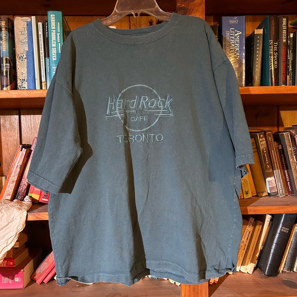 Vintage 90’s Hard Rock Cafe Toronto T-Shirt